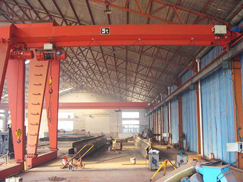 bmh型電動(dòng)葫蘆門式起重機(jī)
